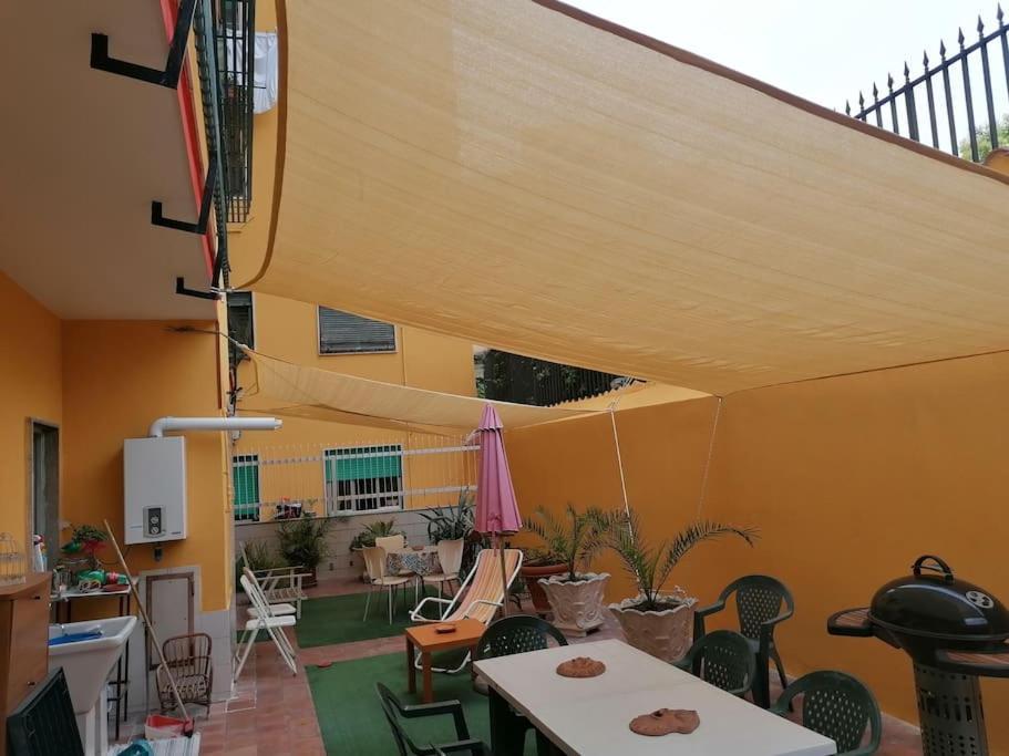 Apartamento La Casa Di Mio Padre Nápoles Exterior foto
