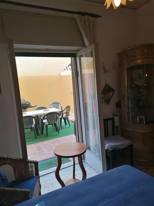Apartamento La Casa Di Mio Padre Nápoles Exterior foto