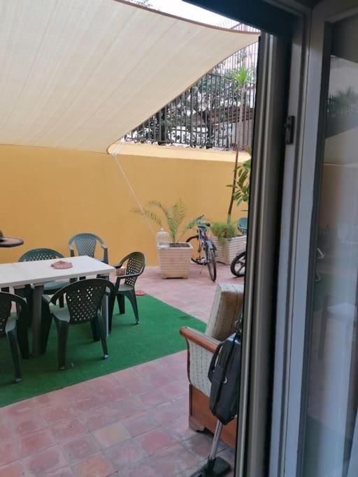 Apartamento La Casa Di Mio Padre Nápoles Exterior foto